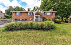 109 Westview Dr, Ligonier, PA 15658