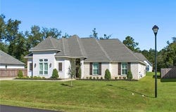 761 ENGLISH OAK Drive, Madisonville, LA 70447