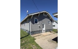 8006 E Main Street, Dugger, IN 47848