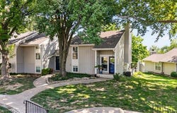 5725 N Oregon Avenue, Kansas City, MO 64151