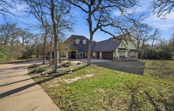 187 Territory Dr, Bastrop, TX 78602