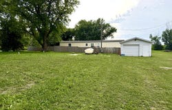 205 GLEASON Avenue, PACIFIC JCT, IA 51561
