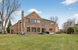 1036 E Talbot Street, Arlington Heights, IL 60004