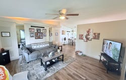 42 Royal Drive, Eustis, FL 32726