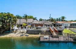 21280 NE 23rd Ave, Miami, FL 33180