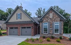2810 Monarch Way, Winston-Salem, NC 27106
