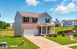 1911 Cherry Glen Dr, La Grange, KY 40031