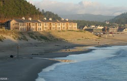 33000 Cape Kiwanda Drive, Pacific City, OR 97135