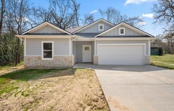 114 Granada St, Mabank, TX 75156