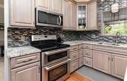 5526 Kensington Circle, Johnston, IA 50131