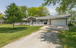 9327 HWY F-70 W, Monroe, IA 50170