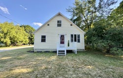 170 E Commerce Street, Grant, MI 49327