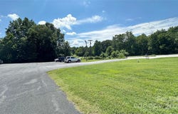 4092/4070 Hickory Boulevard, Granite Falls, NC 28630
