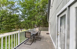 2027 Skyview Terrace, Tobyhanna, PA 18466