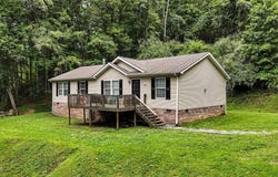341 Skeetrock Road, Clintwood, VA 24228