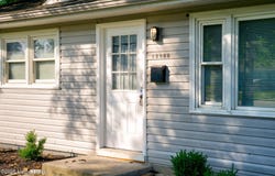 13500 Greystone Ave, Louisville, KY 40272