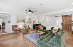 6827 Granada Lane, Prairie Village, KS 66208