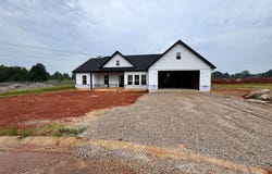 88 Betty Boyd Ln, Brandenburg, KY 40108