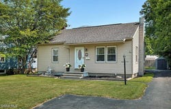 24 Bruen Court, East Greenbush, NY 12144