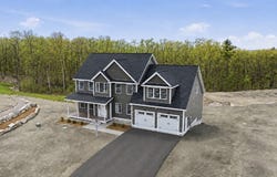 52 Daniel Rd, Derry, NH 03038