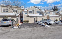 202 Carriage Lane, Plainview, NY 11803