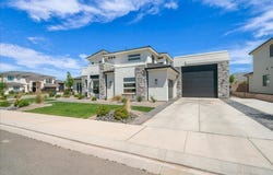 2725 E Ashwood LN, St George, UT 84790