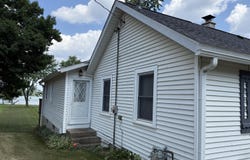 3339 Dumont Lake dr Drive, Allegan, MI 49010