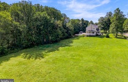 7135 LEEDS MANOR Road, MARSHALL, VA 20115