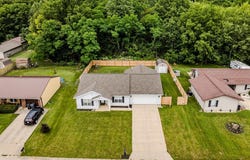 8800 E Liberty Drive, Selma, IN 47383