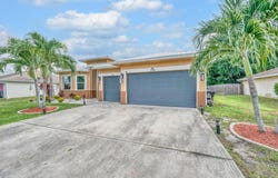 2082 SW Idaho Lane, Port Saint Lucie, FL 34953