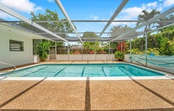 1251 NW 85th Ter, Coral Springs, FL 33071