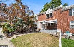 37 CONCORD RD, DARBY, PA 19023