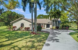 5692 SE Lamay Drive, Stuart, FL 34997
