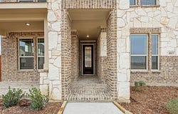 1013 Emerald Trace Drive, Justin, TX 76247