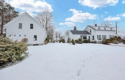 218 High St, North Attleboro, MA 02760