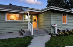 533 N 72nd Avenue, Omaha, NE 68114