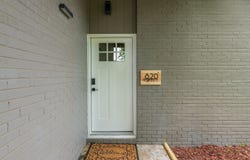 820 N Brownthrush Ln, Wichita, KS 67212