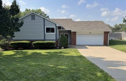 1409 Riverview Rd, Pratt, KS 67124