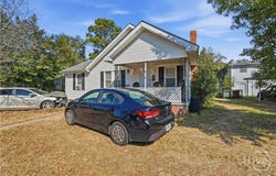 2228 New York Avenue, Savannah, GA 31404