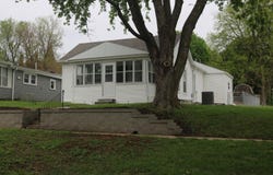 307 E 4TH Street, MALVERN, IA 51551