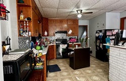 916 S 1st Street, Aberdeen, SD 57401