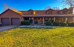 6164 Wilding Rd, Ravenswood, WV 26164