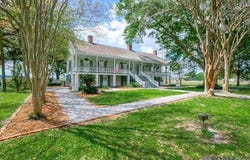 6847 False River Rd, Oscar, LA 70762