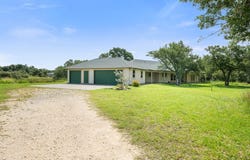 426 Spanish Woods Dr., ROCKPORT, TX 78382