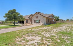 202 Dennis, Del Rio, TX 78840