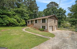 530 Village Green, Lilburn, GA 30047