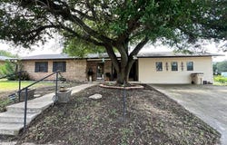 1411 Marie Street, Comanche, TX 76442