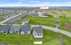 85 QUIET CREEK DR, GETTYSBURG, PA 17325