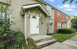 6154 E 129th Street, Grandview, MO 64030