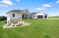 3181 Fox Hill Trail, Verona, WI 53593